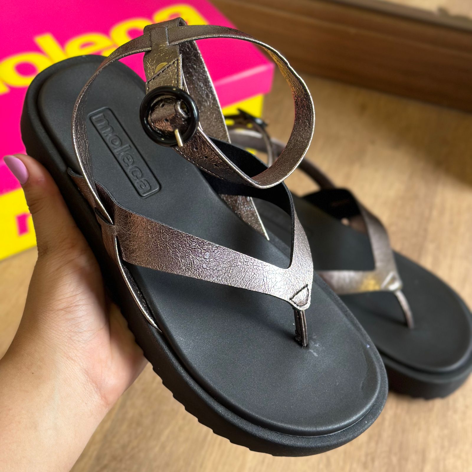 PROMOÇÃO RELÂMPAGO Sandália Moleca  - SOMENTE HOJE!