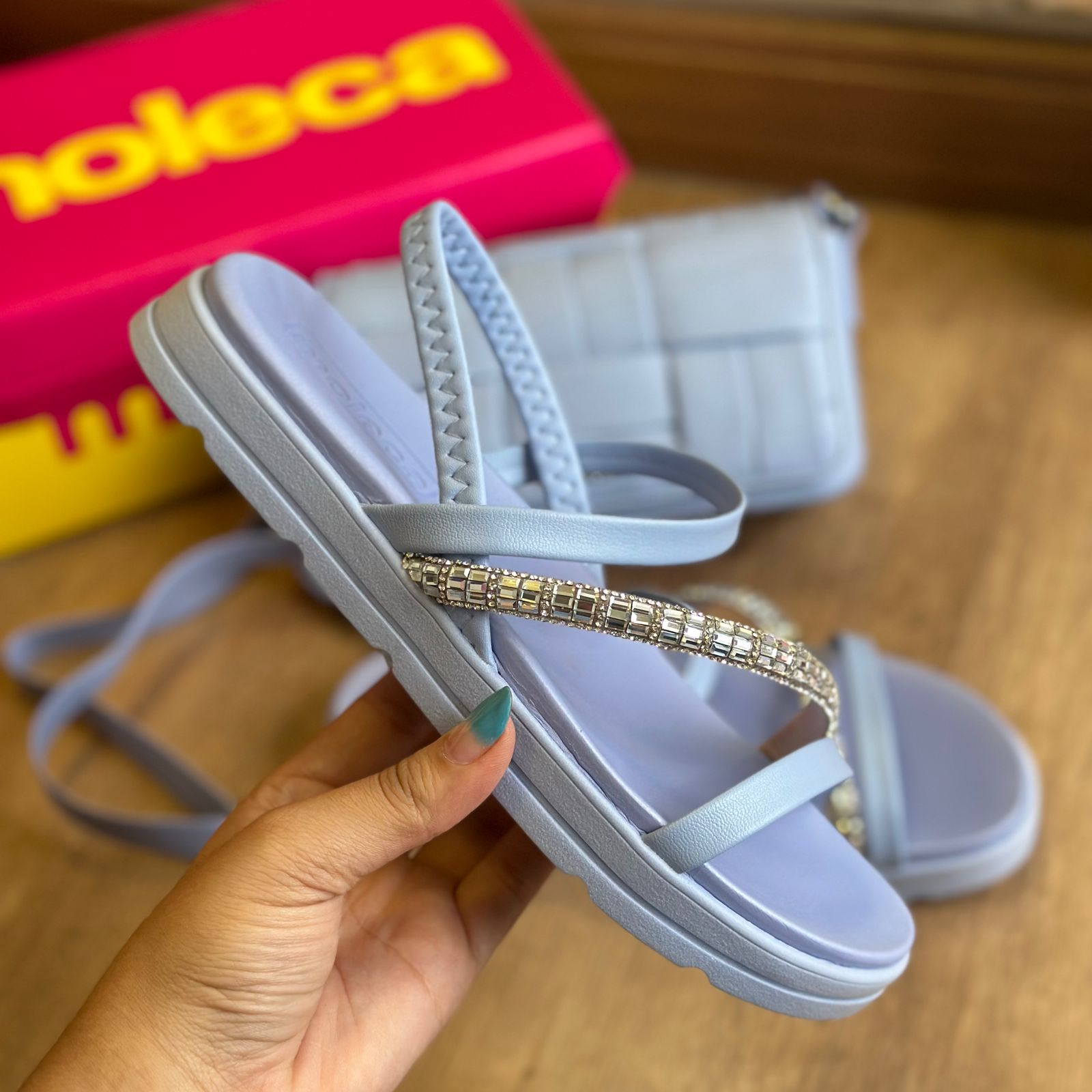 [COMPRE 1 LEVE 2] KIT SANDÁLIA + BOLSA MOLECA