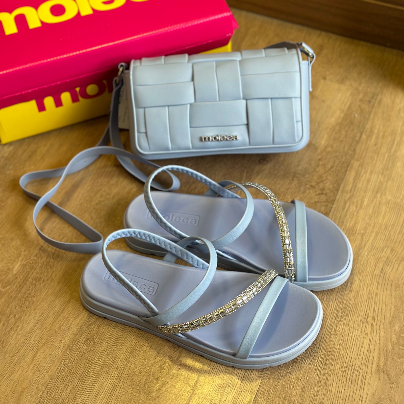 [COMPRE 1 LEVE 2] KIT SANDÁLIA + BOLSA MOLECA