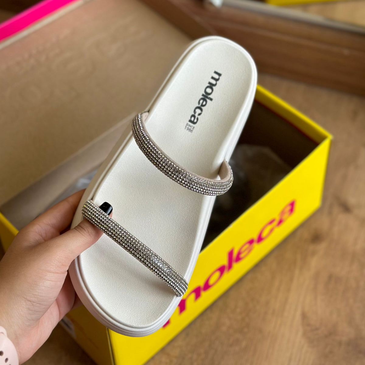 PROMOÇÃO RELÂMPAGO Sandália Moleca - SOMENTE HOJE!