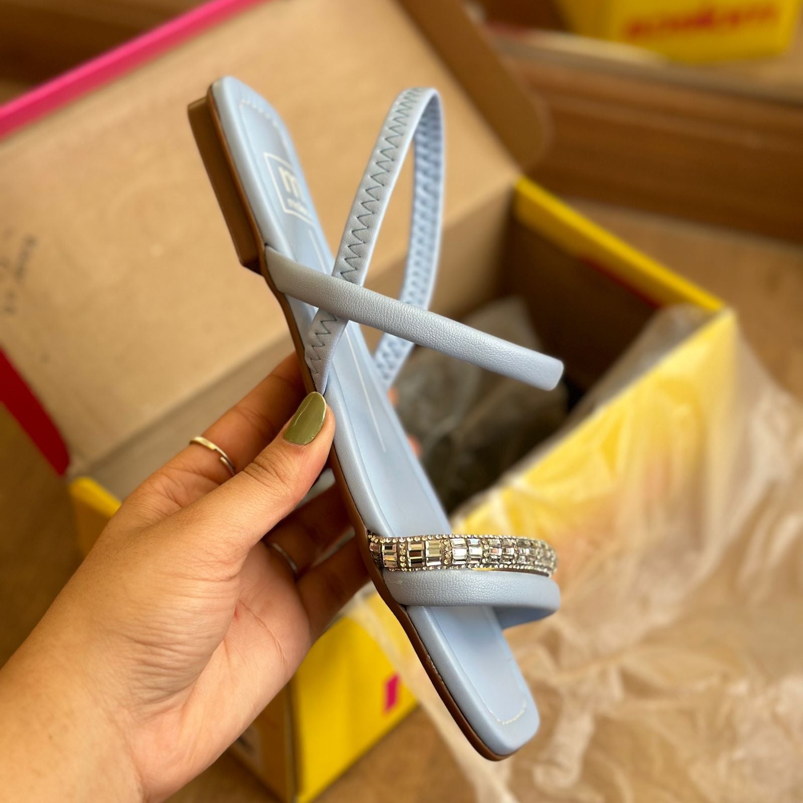 PROMOÇÃO RELÂMPAGO Sandália Moleca - SOMENTE HOJE!