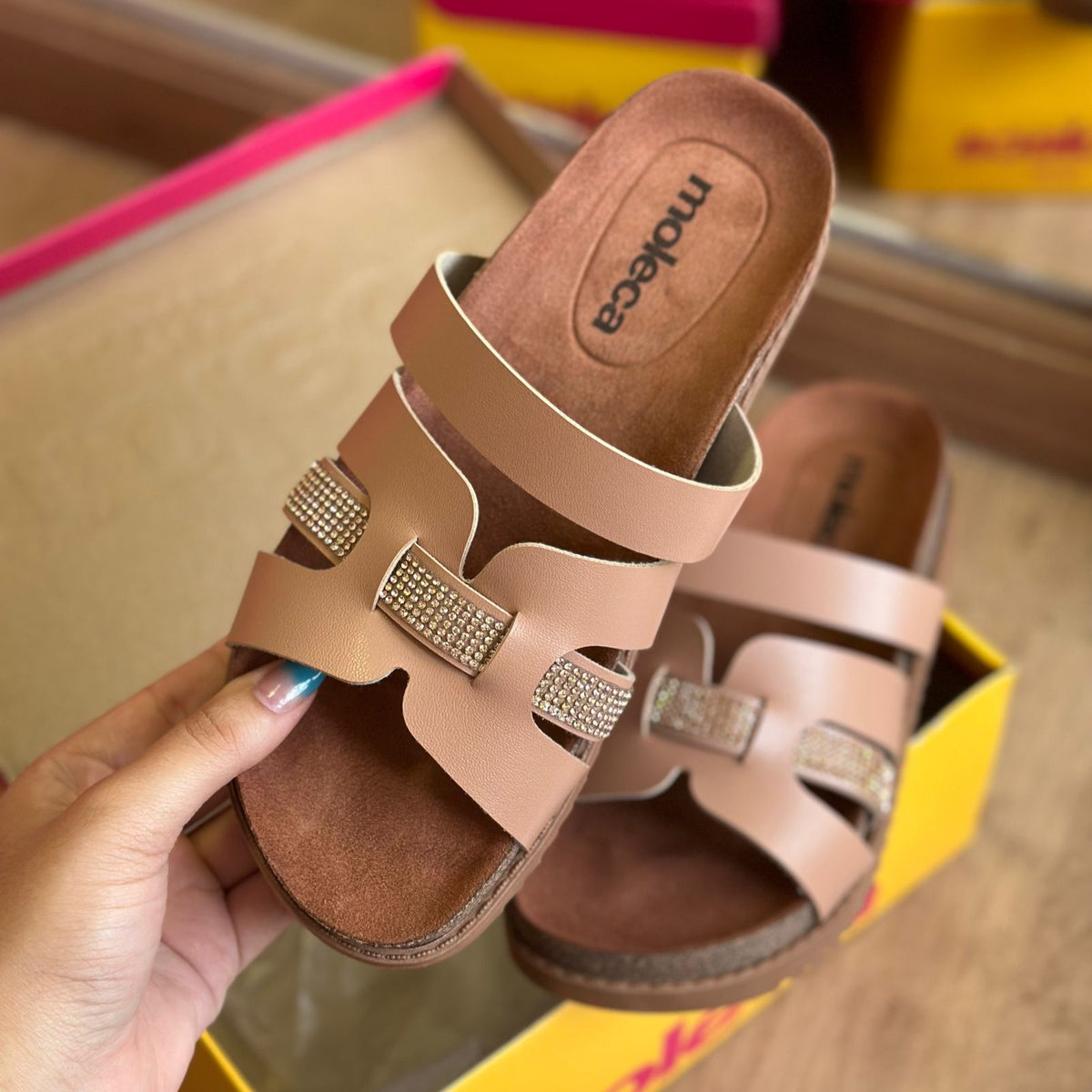 [COMPRE 1 LEVE 2]- SANDALIA PAPETE MOLECA