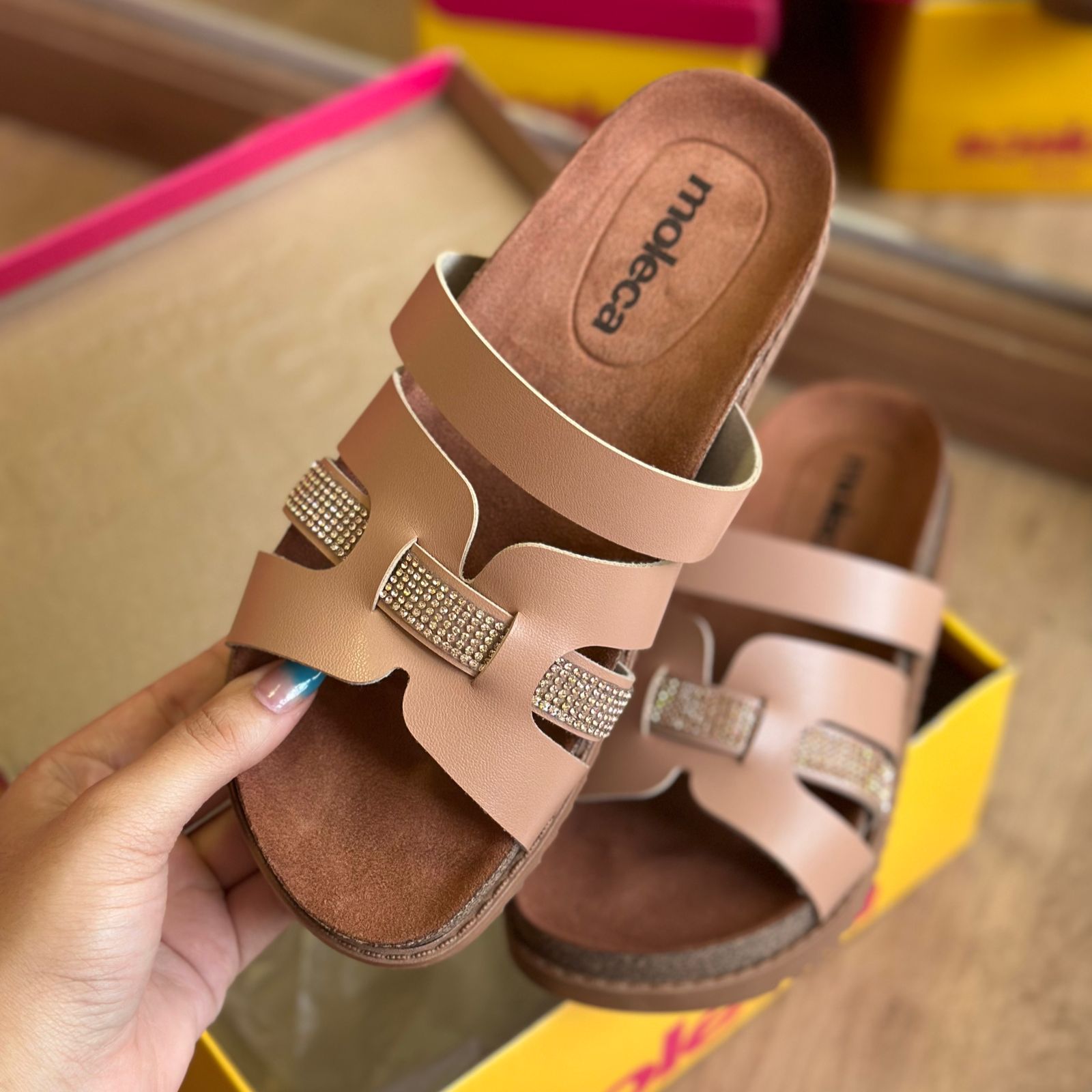 [COMPRE 1 LEVE 2]- SANDALIA PAPETE MOLECA