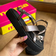 PROMOÇÃO RELÂMPAGO Sandália Moleca  - SOMENTE HOJE!