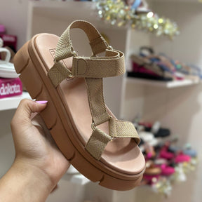 [COMPRE 1 LEVE 2]- SANDALIA PAPETE MOLECA