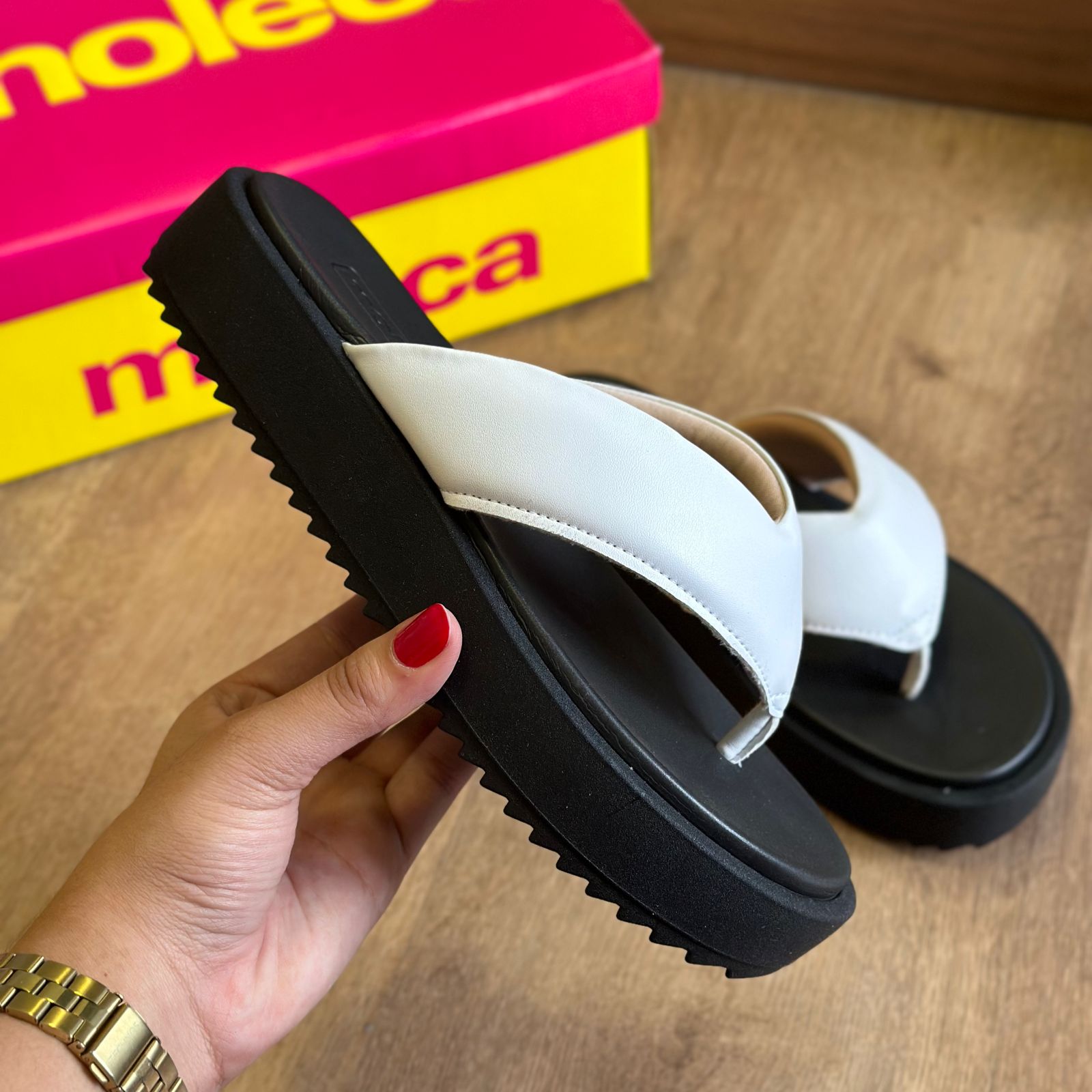 [COMPRE 1 LEVE 2]- SANDALIA PAPETE MOLECA