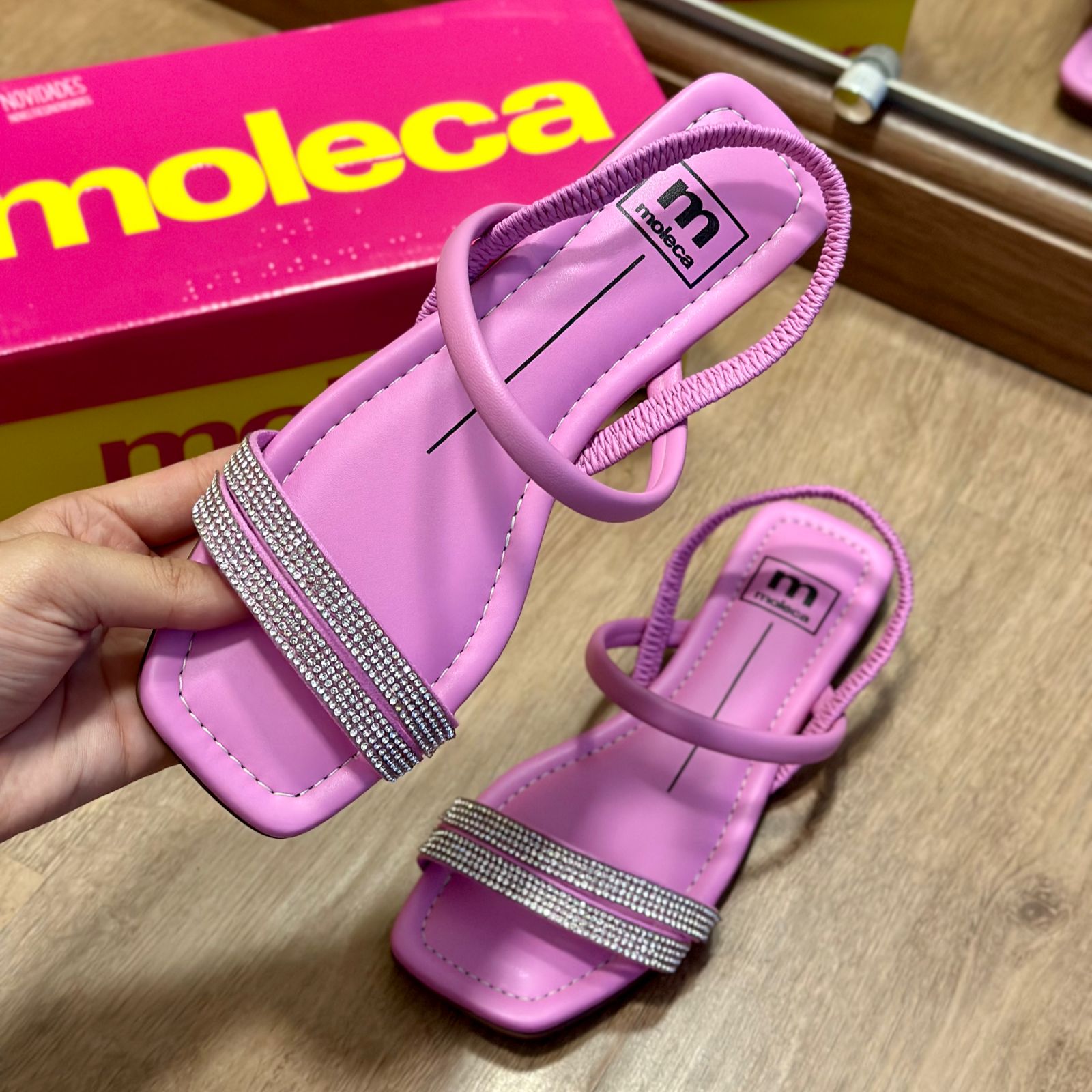 PROMOÇÃO RELÂMPAGO Sandália Moleca - SOMENTE HOJE!