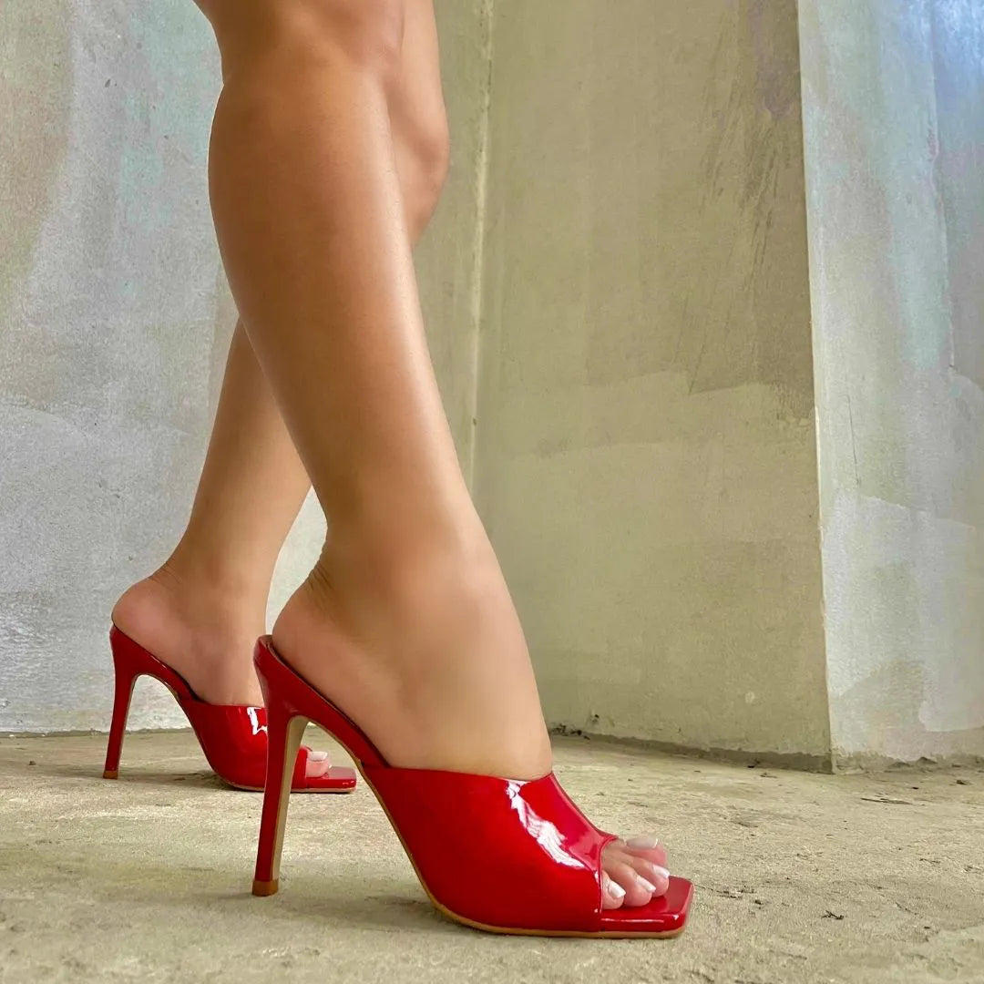 SANDÁLIA MULE SALTO ALTO TESSA VERMELHO