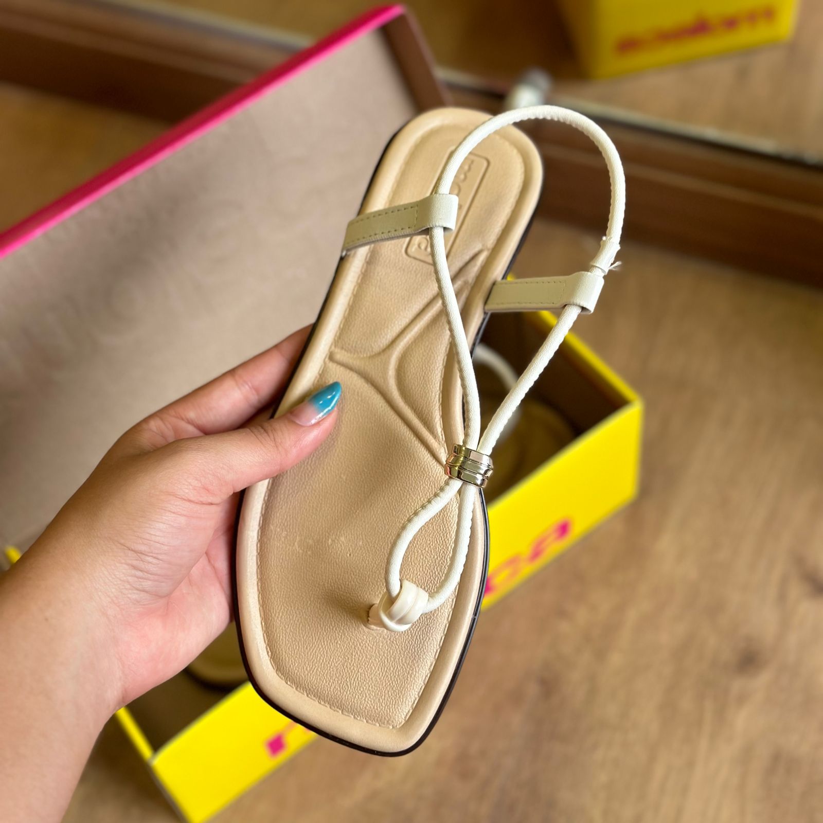 PROMOÇÃO RELÂMPAGO Sandália Rasteira Moleca - SOMENTE HOJE!